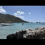 Sa Domu Sa Canna Mit 2 Schlafzimmern In Teulada! Feriehus *